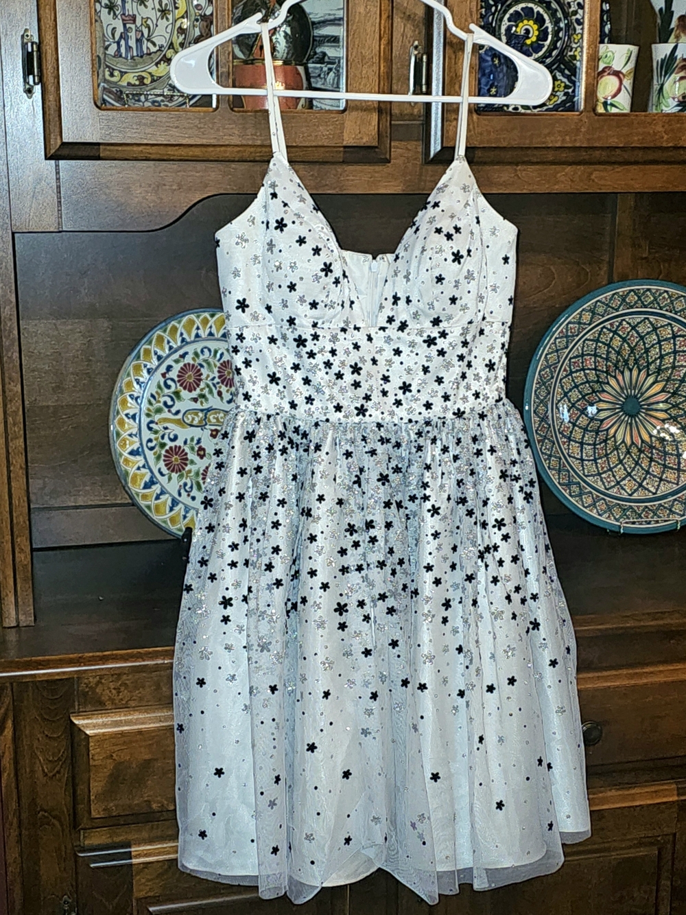 Camille La Vie Star-Embellished Spaghetti Strap Semiformal Prom Dress